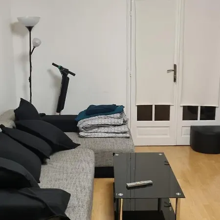 Homestay Lovely Paris *